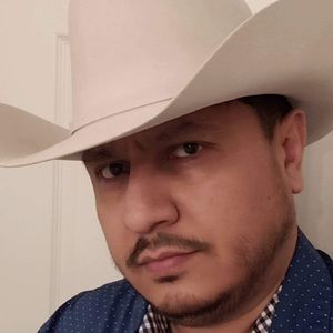 Meet your Posher, Marti